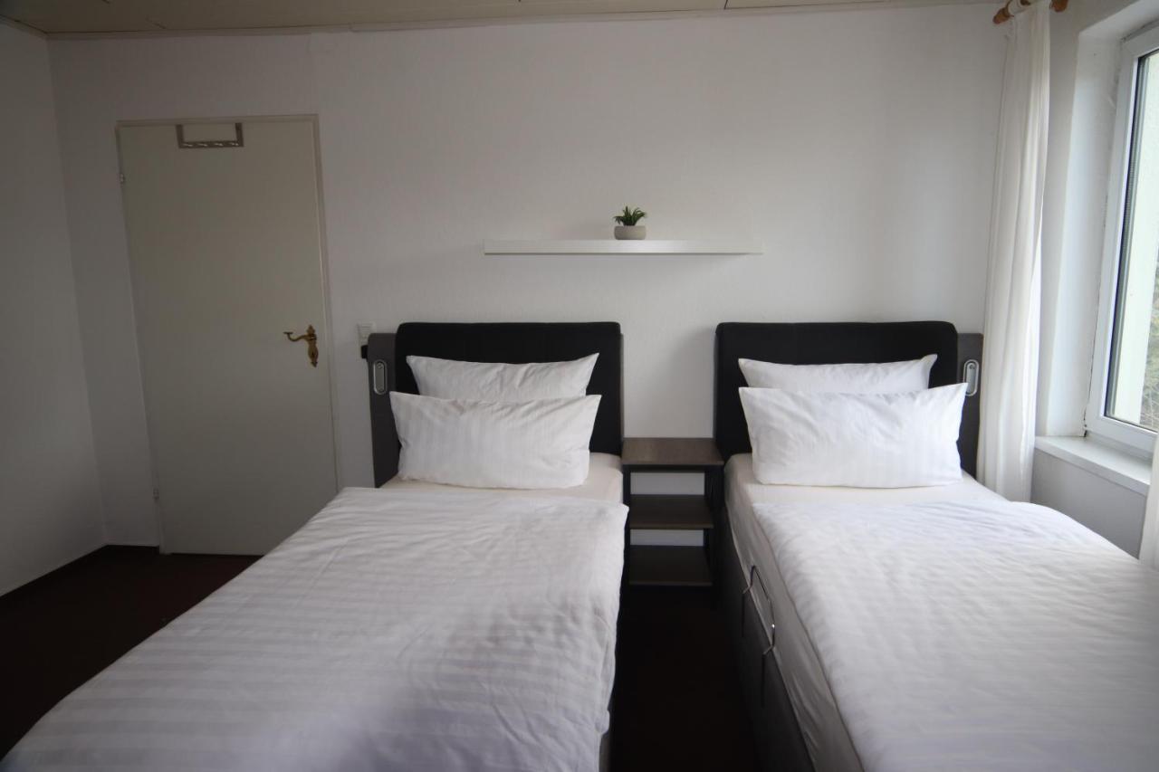 Ruhige Wohnung Mit Terrasse Nur 5 Minuten Zur Mueritz Marienfelde Luaran gambar